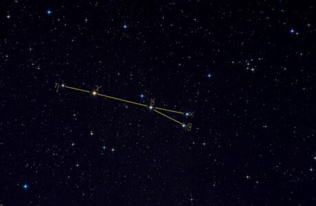 Sagitta Constellation: A Guide to Viewing from Ireland