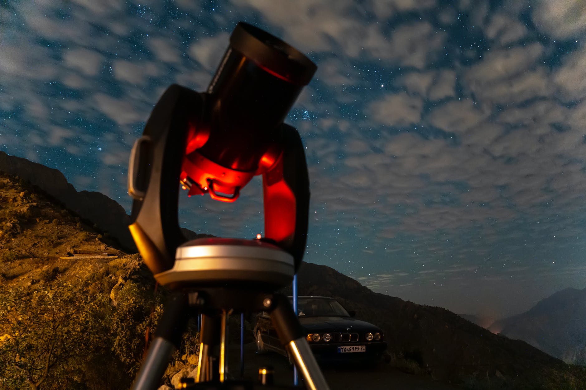 10 Steps to Setting Up and Using Your Telescope Like a Pro