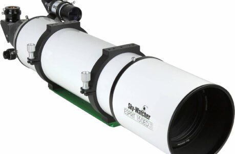 Unveiling the Wonders of Refractor Telescopes: How They Work, Key Features, Pros, and Cons