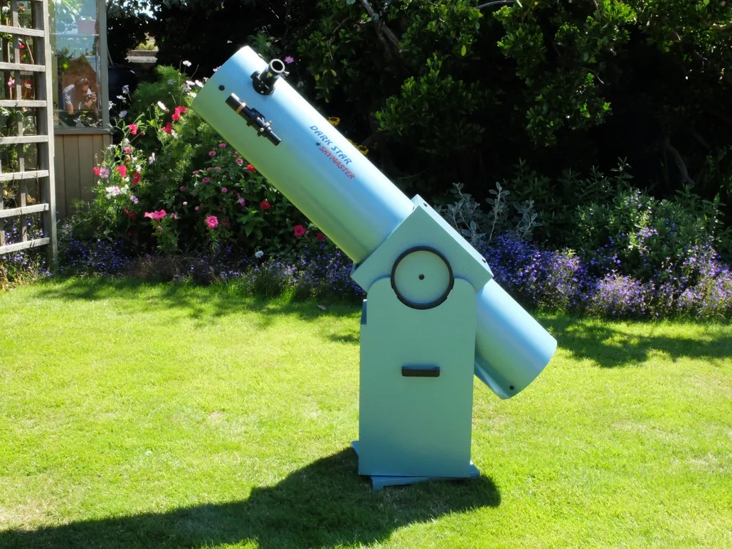 The Ultimate Guide to 4 Great Dobsonian Telescopes: Your Gateway to the Cosmos